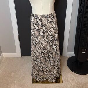 Peyton Jensen skirt